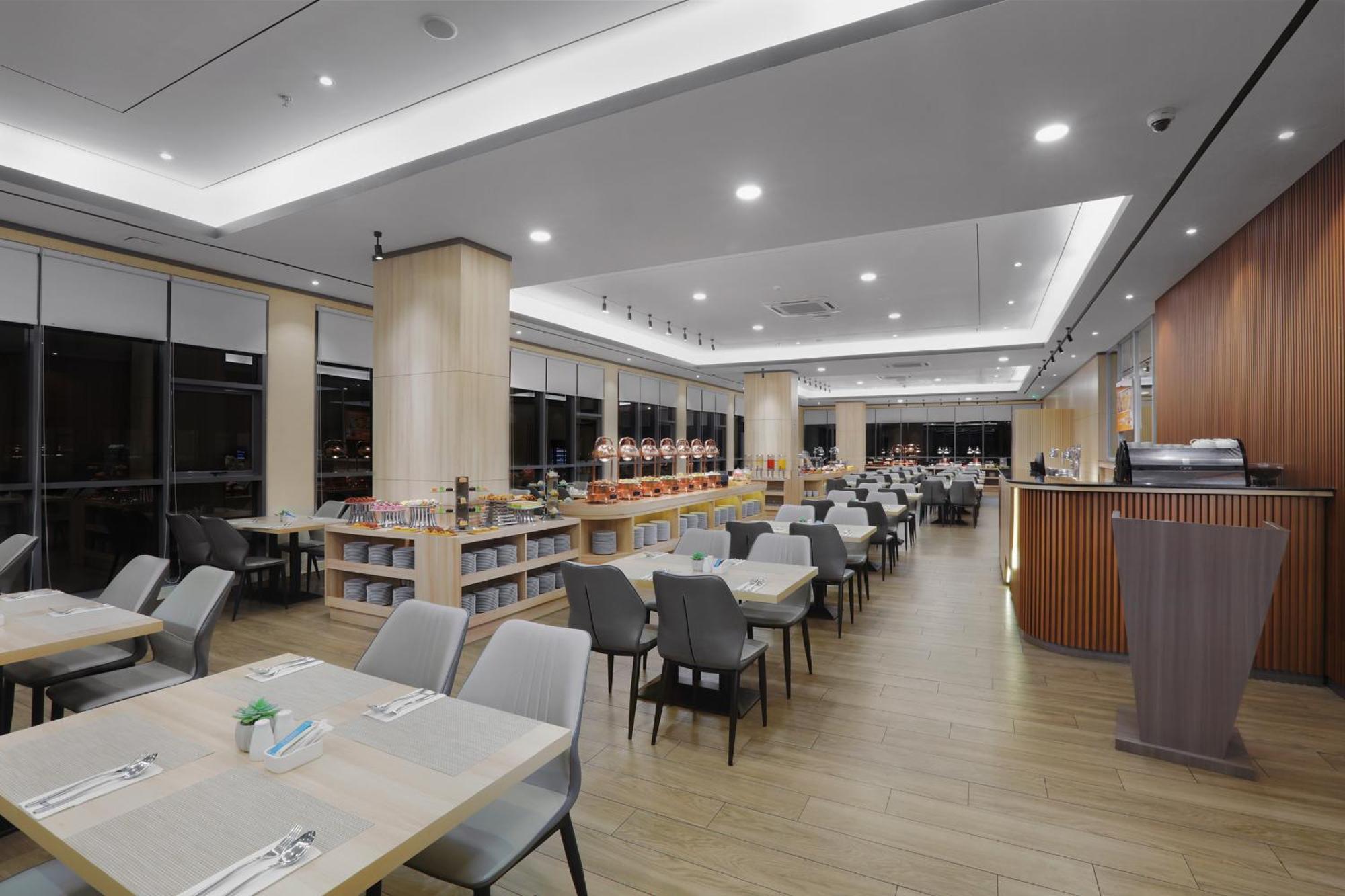 Harper Premier Nagoya Batam 호텔 외부 사진